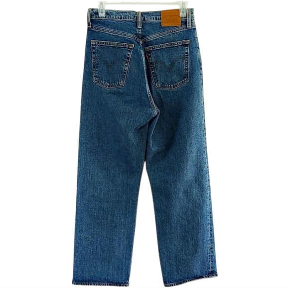 Levi's Ribcage Straight Button Fly Jeans 28 - Picture 2 of 9